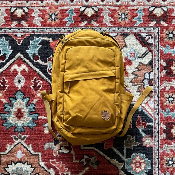 Fjallraven Handbags - Fjallraven Raven 28L Backpack